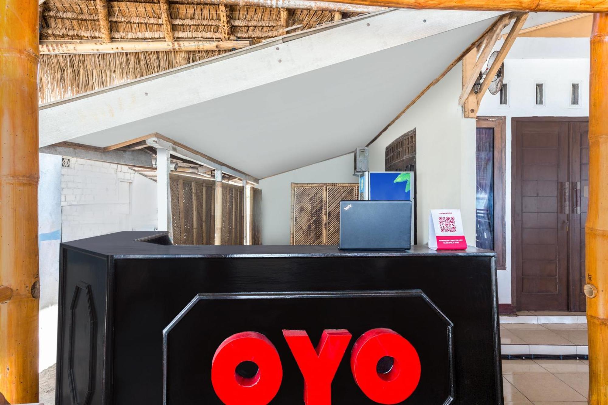 Oyo 1837 Telone Bungalow Palebah Exterior foto
